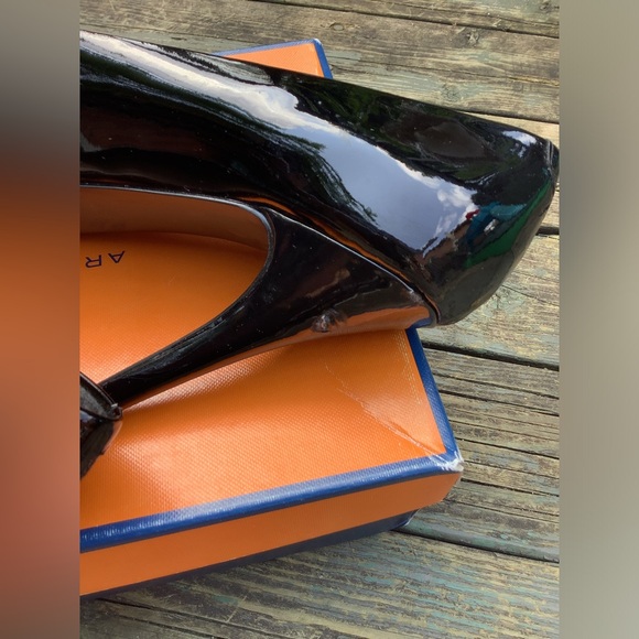 Black Patent Arturo Chiang Stilettos - Picture 3 of 6